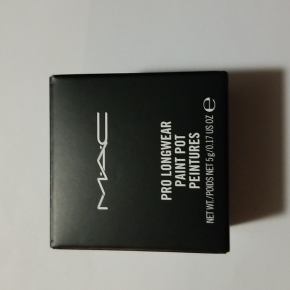 MAC Sink To A Whisper Pro Longwear Paint Pot - Picture 7 of 10